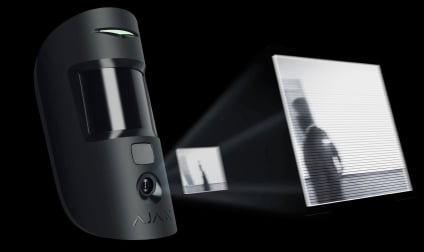 Detector cu cameră foto, cu fir, AJAX Superior MotionCam Fibra